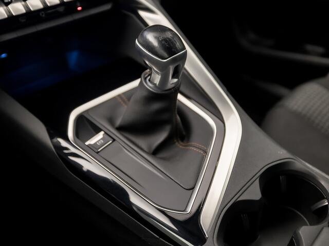 Peugeot 5008 1.2 PureTech Sport 7 Persoons (APPLE CARPLAY, GROOT NAVI, GETINT GLAS, DAB+, SPORTSTOELEN, PARKEERSENSOREN, CRUISE, NIEUWE APK, NIEUWSTAAT)