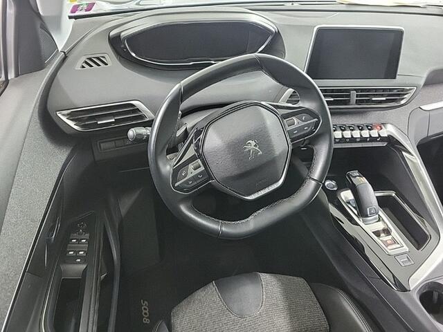 Peugeot 5008 1.2 PureT. BL. Prem.