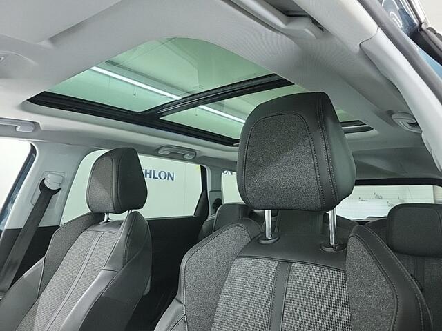 Peugeot 5008 1.2 PureT. BL. Prem.
