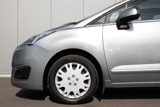 Peugeot 5008 1.6 THP Allure 5p. | NL-AUTO | NAVI | CRUISE | PANORAMADAK | TREKHAAK | CAMERA |