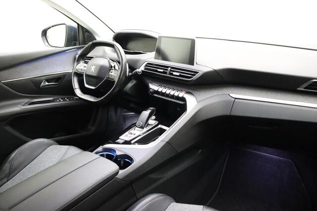 Peugeot 5008 1.2 PureTech Allure 130 PK | Automaat | Trekhaak | 7-Zits | Elektrisch bedienbare Achterklep | Getinte ramen | Climate Control | Navigatie | Cruise Control | 1e eigenaar