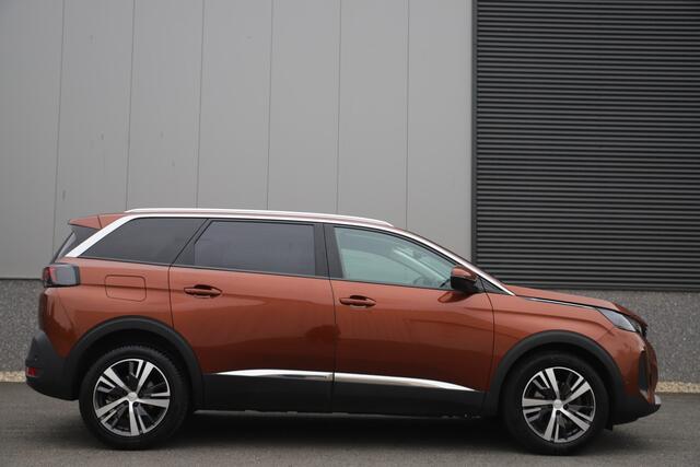 Peugeot 5008 1.2 130pk/H6/Allure/Nw Model/ 7-Pers./Trekhaak/Virtual/Led/19"