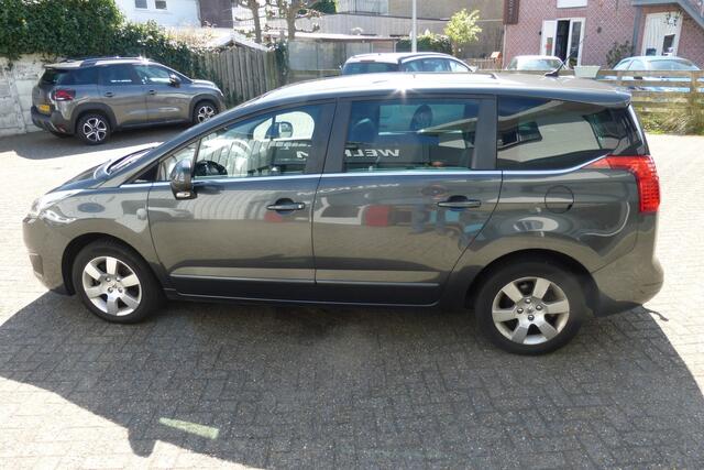 Peugeot 5008 1.2 PureTech Style 7p.