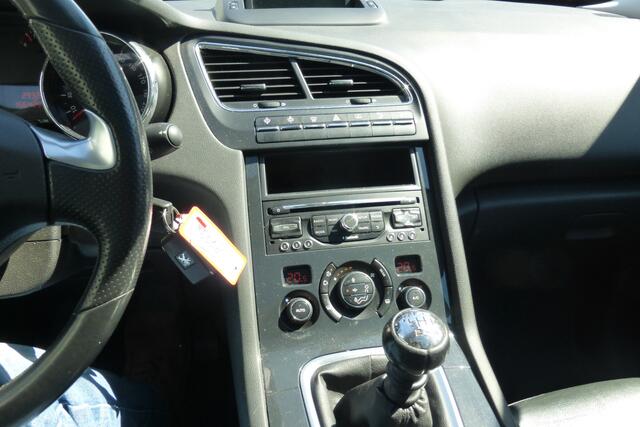 Peugeot 5008 1.2 PureTech Style 7p.