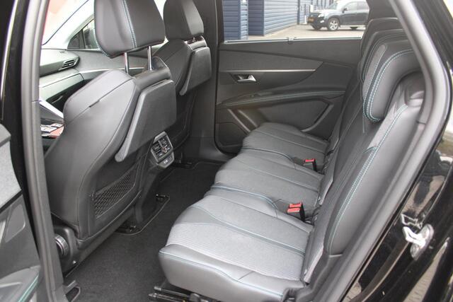 Peugeot 5008 1.2 130PK AUTOMAAT ALLURE PACK BUSINESS | 7-PERSOONS | DODEHOEK DETECTIE | ADAPTIVE CRUISE CONTROL | NAVIGATIE | CAMERA VOOR + ACHTER | KEYLESS ENTRY/START | CLIMATE CONTROL | APPLE CARPLAY/ANDROID AUTO | STOEL VERWARMING | DAB+ RADIO | PARKEERSENSOREN V