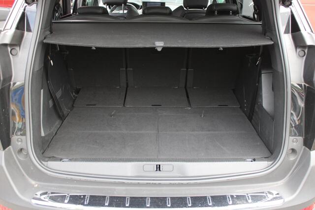 Peugeot 5008 1.2 130PK AUTOMAAT ALLURE PACK BUSINESS | 7-PERSOONS | DODEHOEK DETECTIE | ADAPTIVE CRUISE CONTROL | NAVIGATIE | CAMERA VOOR + ACHTER | KEYLESS ENTRY/START | CLIMATE CONTROL | APPLE CARPLAY/ANDROID AUTO | STOEL VERWARMING | DAB+ RADIO | PARKEERSENSOREN V