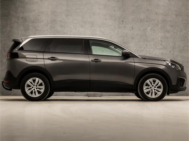 Peugeot 5008 1.2 PureTech Sport 7 Persoons (APPLE CARPLAY, GROOT NAVI, 360 CAMERA, PARKEERSENSOREN, TREKHAAK, SPORTSTOELEN, GETINT GLAS, CRUISE, NIEUWSTAAT)