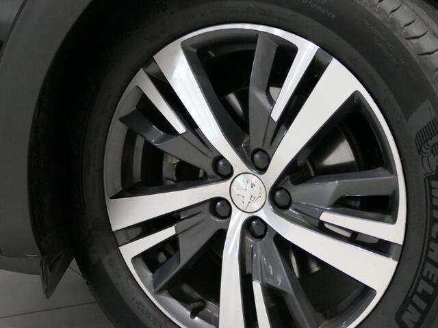 Peugeot 5008 1.2 PureTech Allure Pack Business Ruime familie auto met 7 zitplaatsen!!!