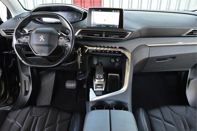 Peugeot 5008 1.2 PureTech Crossway O.a: Voll. Leder, Carplay, Navi, PDC, Stoelverwarming, Dab, Camera, Etc... Rijklaar! All-in prijs!