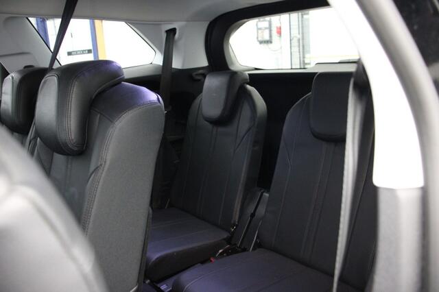 Peugeot 5008 1.2 PureTech Premium 7 Persoons - Carplay, Digital Cockpit