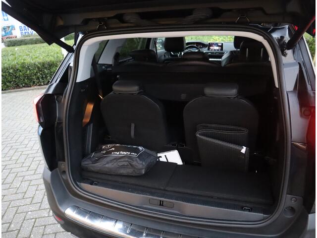 Peugeot 5008 1.6 e-THP Blue Lease Premium Automaat / 7P