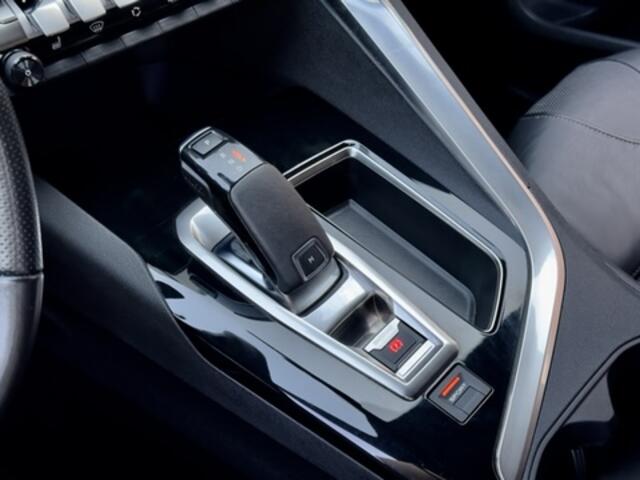 Peugeot 5008 1.6 AUT8 GT-LINE 181PK 7PERS DESIGNO-LEDER NAVI CAMERA APPLE-CARPLAY DIGI-DASH LED LMV PDC