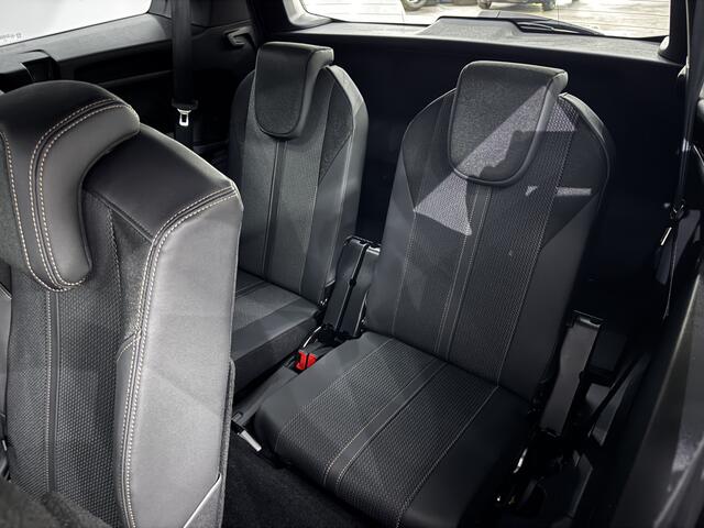 Peugeot 5008 1.2 PureTech GT- Line 7P Half leder, Camera, Navi, Keyless start, Virtual desk, Elektrische achterklep, Cruise control