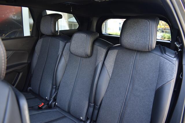 Peugeot 5008 1.6 e- GT-Line Automaat / Parkeerhulp / Carplay / 7-zits / Cruise C. / LED