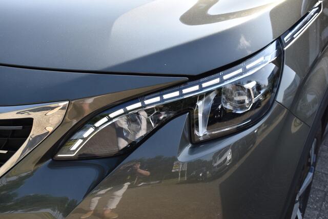 Peugeot 5008 1.6 e- GT-Line Automaat / Parkeerhulp / Carplay / 7-zits / Cruise C. / LED
