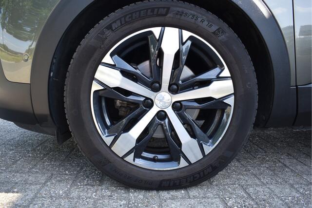 Peugeot 5008 1.6 e- GT-Line Automaat / Parkeerhulp / Carplay / 7-zits / Cruise C. / LED