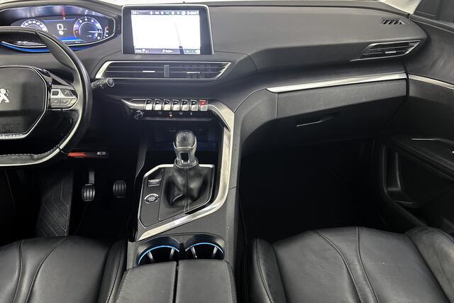 Peugeot 5008 1.2 PureTech Blue Lease Premium | Leder | Camera | Apple carplay | Afneembare trekhaak