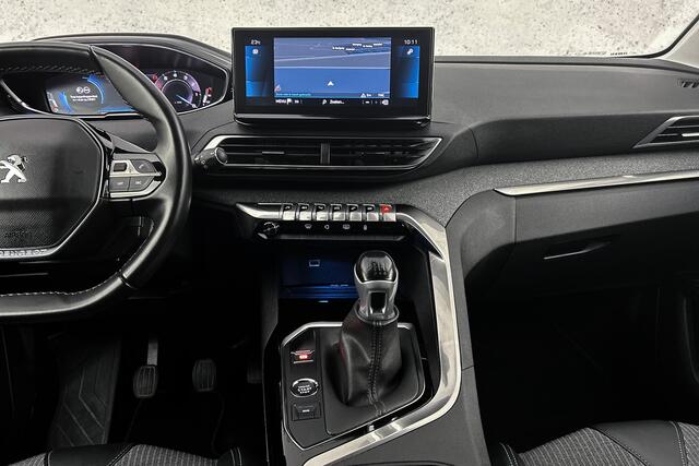 Peugeot 5008 1.2 PureTech Allure | Half leder | Apple carplay | Camera | Cruise control