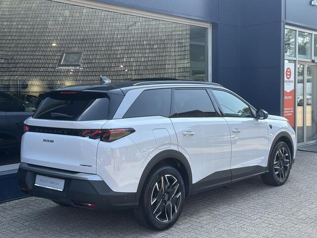 Peugeot 5008 1.2 Hybrid 145 GT Automaat | Alcantara Stoelen | Panorama Schuif-/Kanteldak | Zeer complete Demo van 2025 ! | Navigatie | 360 Graden Camera | 7 Zitplaatsen | Adaptieve Cruise Control | 3-Zone Climate Control | Full LED Verlichting | All Season Banden | Ke