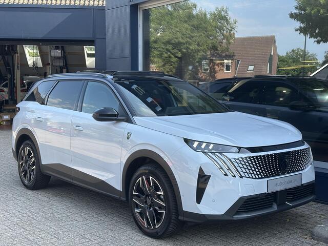 Peugeot 5008 1.2 Hybrid 145 GT Automaat | Alcantara Stoelen | Panorama Schuif-/Kanteldak | Zeer complete Demo van 2025 ! | Navigatie | 360 Graden Camera | 7 Zitplaatsen | Adaptieve Cruise Control | 3-Zone Climate Control | Full LED Verlichting | All Season Banden | Ke