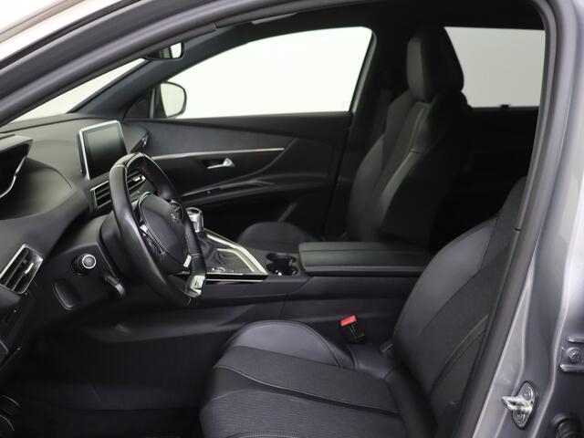 Peugeot 5008 1.2 PureTech GT-Line Avantage Navigatie | Carplay | Climate control | 7 Zitter |