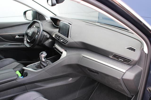 Peugeot 5008 1.2 PureTech 130pk Allure 7-zits Airco Navi Carplay 57.824km