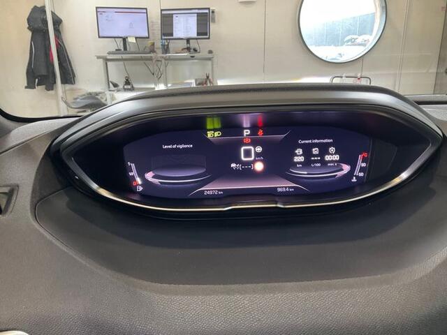 Peugeot 5008 1.2 PURETECH GT AUTOMAAT 7P Elek. achterklep | Dodehoeksensoren | Stoelverwarming