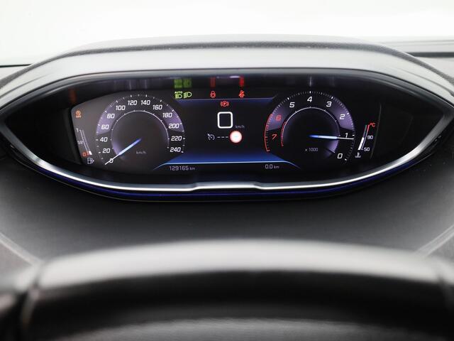 Peugeot 5008 1.2 PureTech 130 PK Allure 7-Pers. | CAMERA | TREKHAAK