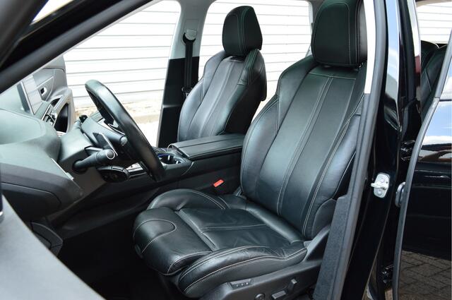 Peugeot 5008 1.2 PureTech Allure O.a: Vol Leder, Key-less, Afn. trekhaak, Open dak, Carplay, Pdc, Etc. All-in prijs!