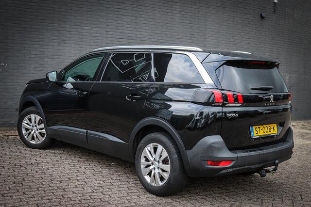 Peugeot 5008 1.2 PureTech Blue Lease Executive Net binnen; Jouw droomauto?