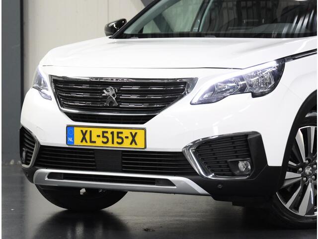 Peugeot 5008 1.2 130PK Blue Lease Premium | AppleCarPlay/AndroidAuto | Cruise Control | Climate Control | Camera | LED | 7 PERSOONS! | Navigatie | Isofix | Privacy Glass | Parkeersensoren | Trekhaak | Two-tone | Elektrische Klep |