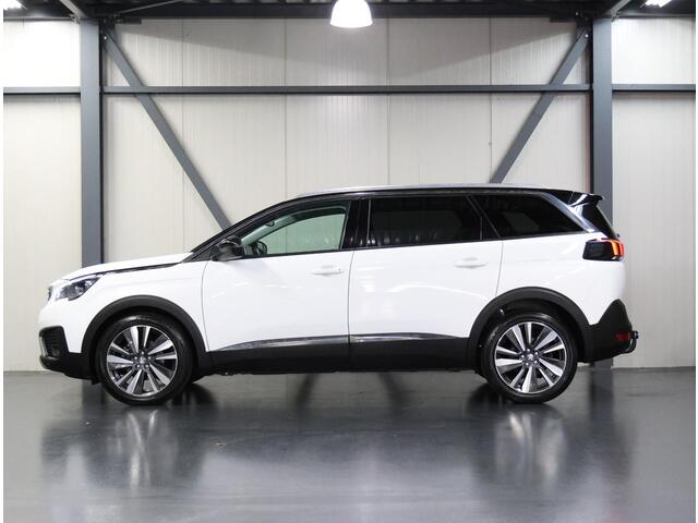 Peugeot 5008 1.2 130PK Blue Lease Premium | AppleCarPlay/AndroidAuto | Cruise Control | Climate Control | Camera | LED | 7 PERSOONS! | Navigatie | Isofix | Privacy Glass | Parkeersensoren | Trekhaak | Two-tone | Elektrische Klep |