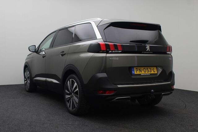 Peugeot 5008 1.2 PureTech Allure 2017 | 7 Persoons | Navigatie | Trekhaak | DAB Radio | Multifunctioneel Stuurwiel | Carplay | Cruise Control | Parkeersensoren | 2 Sleutels | Nationale Autopas