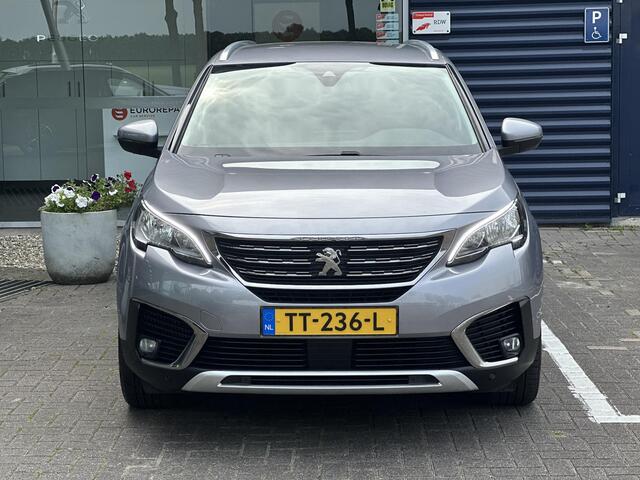 Peugeot 5008 1.2 PureTech Allure | Afneembare Trekhaak | Stoelverwarming | Climate Control | Apple Carplay/Android Auto | Parkeercamera/-sensoren |