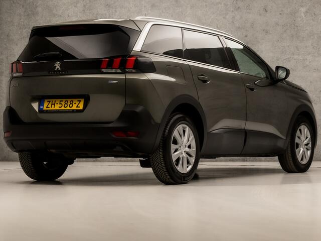Peugeot 5008 1.2 PureTech Sport 7 Persoons (APPLE CARPLAY, GROOT NAVI, PARKEERSENSOREN, SPORTSTOELEN, GETINT GLAS, CRUISE, NIEUWSTAAT)