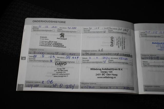 Peugeot 5008 1.2 PureTech Executive 7 Persoons - Carplay, Cruise, Digitaal Cockpit, Trekhaak