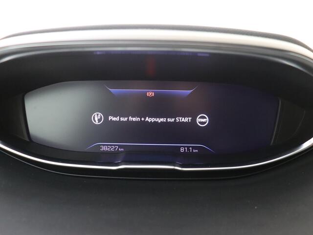 Peugeot 5008 1.2 PureTech Allure Pack | Stoelverarming | Adaptive Cruise | Carplay | Camera |
