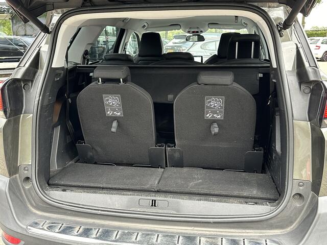Peugeot 5008 1.2 PureTech Blue Lease Premium 7 zits/Navigatie/Trekhaak/Keyless entry/DB riem vervangen