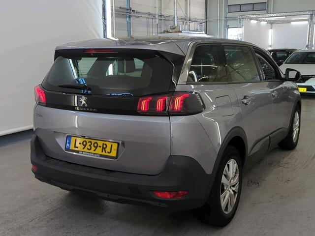 Peugeot 5008 1.2 Active NL-Auto |1e Eigenaar| NAP| 7-Persoons| Trekhaak| Leder| Camera| PDC| Dakdrager-set| Navi| Stoelverwarming|