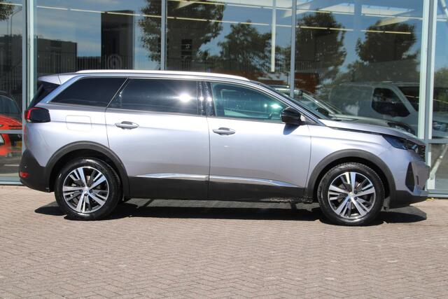 Peugeot 5008 1.2 PureTech Allure Pack NAVIGATIE - PARKEERHULP VOOR+ACHTER - 7 ZITPLAATSEN