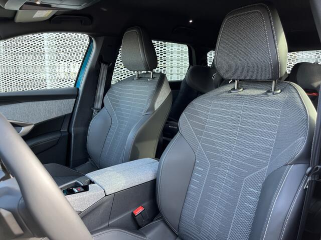 Peugeot 5008 1.2 Hybrid 136 Allure Automaat | 7 Zitplaatsen | Panoramic Navi Pack