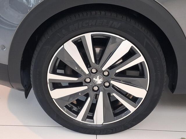 Peugeot 5008 1.2 Turbo 130pk GT-Line 5 Zitter | Navigatie | Elektrisch Panoramadak | Achteruitrijcamera | Handsfree Kofferklep | Keyless Entry | Apple Carplay/Android Auto |