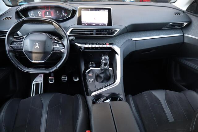 Peugeot 5008 1.2 PureTech Crossway Virtual Cockpit, 7 Persoons, Navigatie, Apple Carplay, Camera, Panoramadak, Cruise control