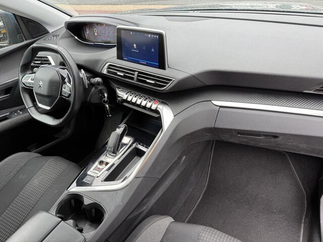 Peugeot 5008 130pk PT Executive Aut. 7p., Camera | Navi & CarPlay