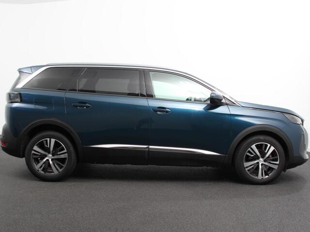 Peugeot 5008 1.2 PureTech 130pk Automaat Allure Pack | Navigatie | Apple Carplay/Android Auto | Climate Control | Cruise Control | Virtual cockpit | PDC VA + Camera | Zonneschermen achter | Keyless Go | Full LED 18" LM Velgen