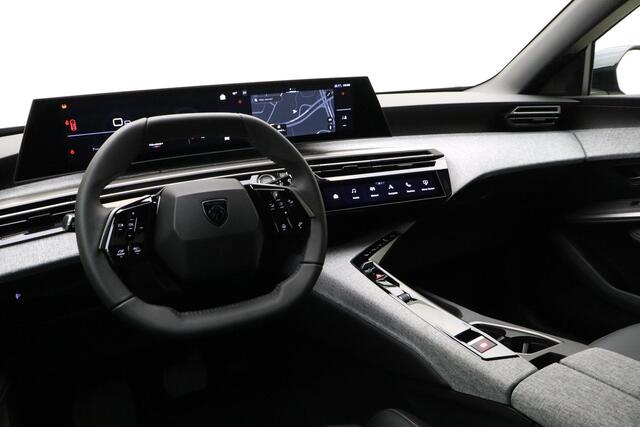 Peugeot 5008 1.2 Hybrid 145 Allure | AUTOMAAT | 7-Zits | Stoelverwarming Voor | Climate Control Voor & Achter | Navigatie | Draadloos Apple Carplay & Android Auto | Keyless Entree |