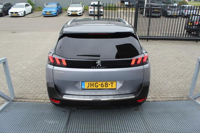 Peugeot 5008 1.2 PureTech Active Pack Business 7 Zitplaatsen/Navigatie/Climate Control/Multifunctioneel Stuur/Bluetooth/Cruise Control/Parkeersensoren/Elektrische achterklep/Privacy glass/Camera/Keyless/Dode hoek waarschuwing buitenspiegels/Digital dash