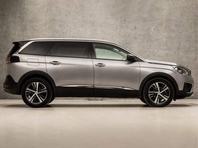Peugeot 5008 1.2 PureTech Sport 7 Persoons (APPLE CARPLAY, GROOT NAVI, 360 CAMERA, LEDER, GETINT GLAS, SPORTSTOELEN, CRUISE, DAB+, PARKEERSENSOREN, LANE ASSIST, NIEUWSTAAT)
