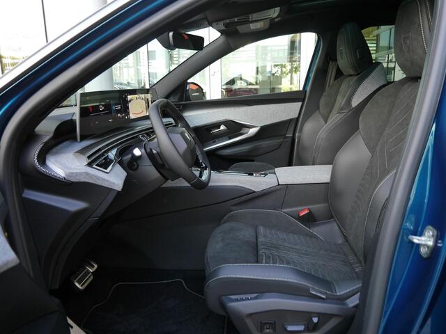 Peugeot 5008 1.2 Hybrid 136 GT | Nieuwe auto | Panorama dak | Alcantara bekleding | Camera rondom | Stoelverwarming voor en achter | Elektrisch verstelbare voorstoelen | Dodehoek detectie