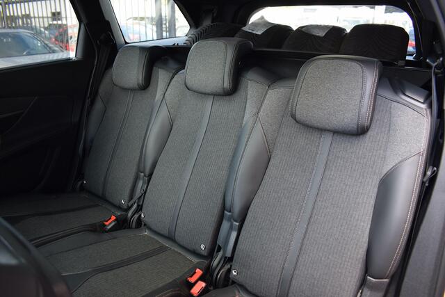 Peugeot 5008 1.6 e-THP GT-Line | Trekhaak | Pano | Half Leer | Camera | CarPlay